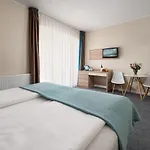 Luan Guest house 3*